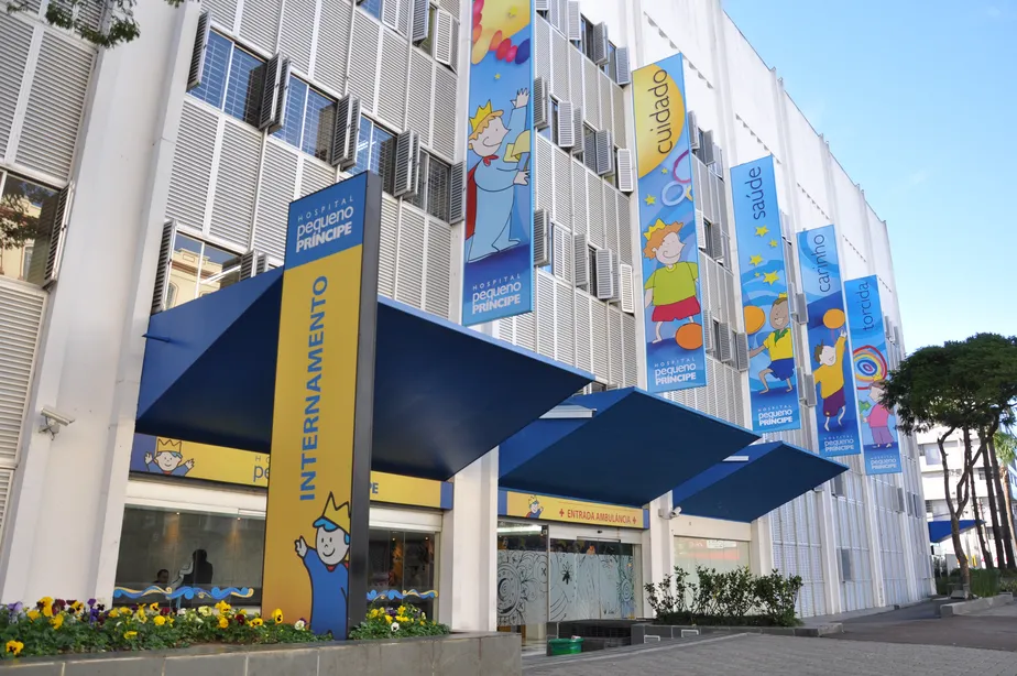 Hospital Pequeno Príncipe Kallas Mídia OOH